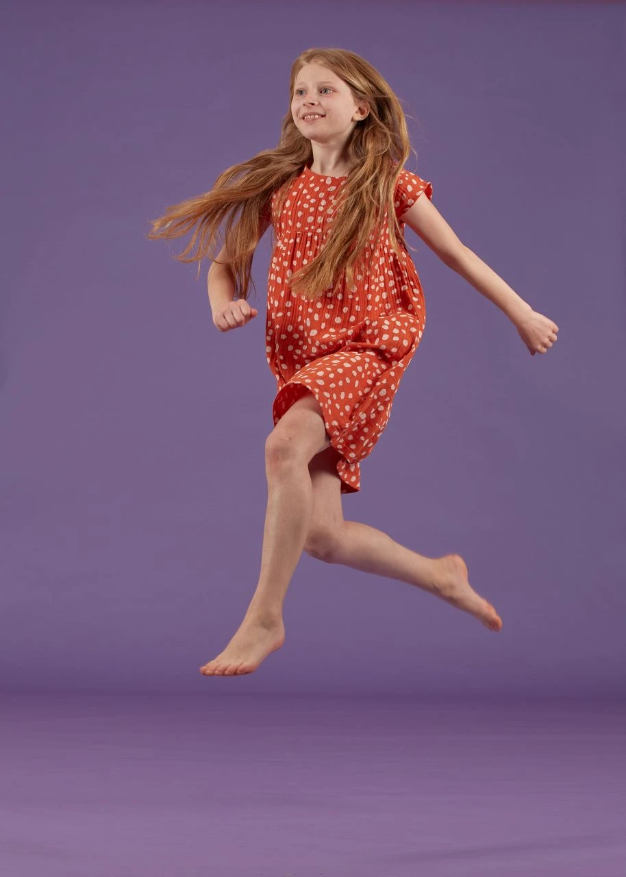 SENSE ORGANICS - NEELA DRESS - KURZARM KLEID - AOP DOTS RUSTY RED 3 SENSE ORGANICS - NEELA DRESS - KURZARM KLEID - AOP DOTS RUSTY RED - Image 3