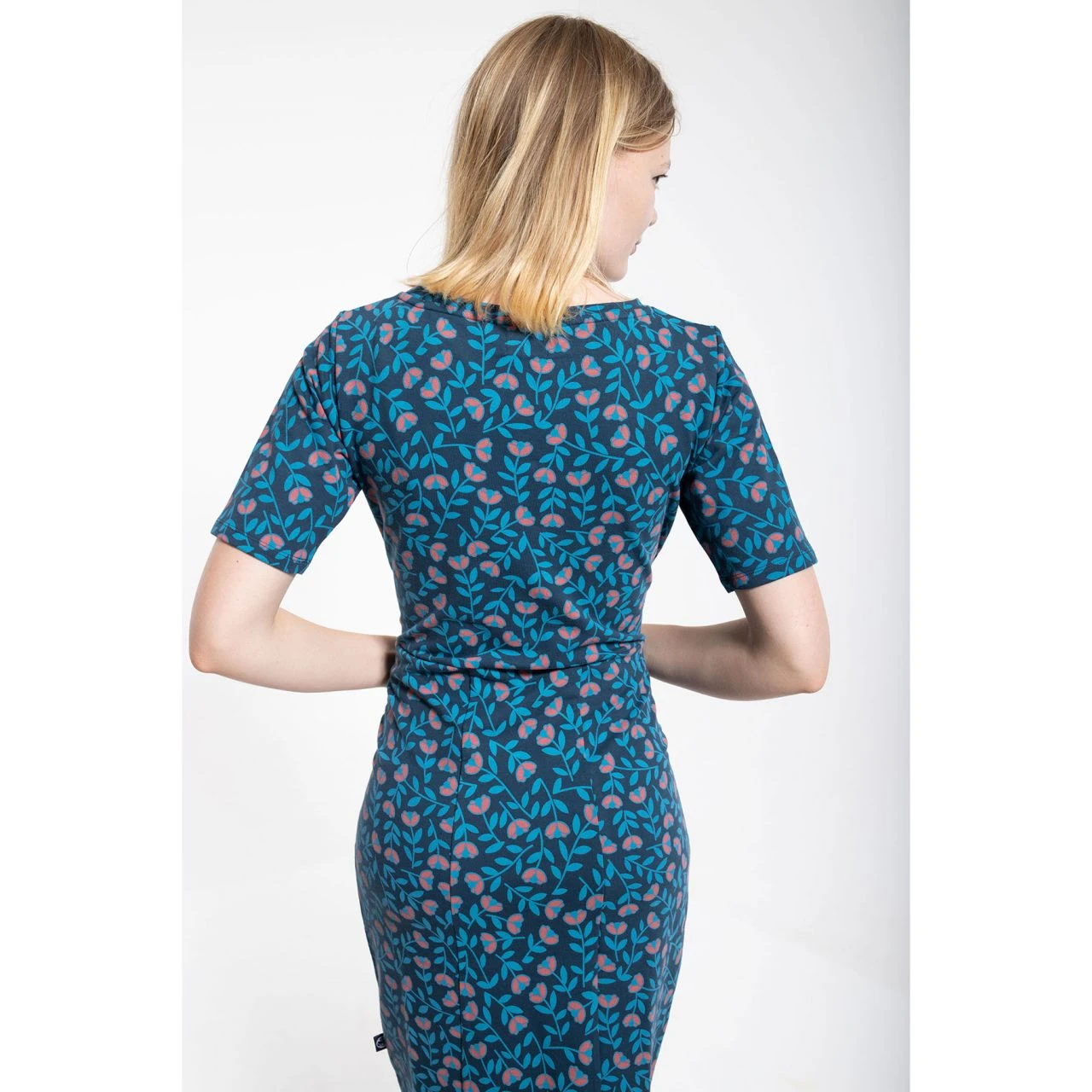 DANEFAE - ORGANIC - DANEPOLLY DRESS - DAMEN KURZARM-KLEID 3 DANEFAE - ORGANIC - DANEPOLLY DRESS - DAMEN KURZARM-KLEID - Image 3