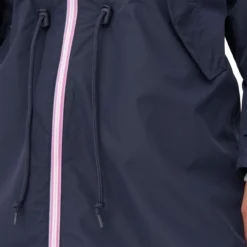 DERBE RIPBY - DAMEN REGENMANTEL - DARK NAVY -Schicke Mode Verkauf Ripby 2 1280x1280