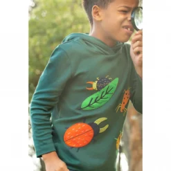 FRUGI - CAMPFIRE HOODED TOP - BIO KAPUZENSHIRT MIT APPLIKATION -Schicke Mode Verkauf TTA215FBU 2 1280x1280